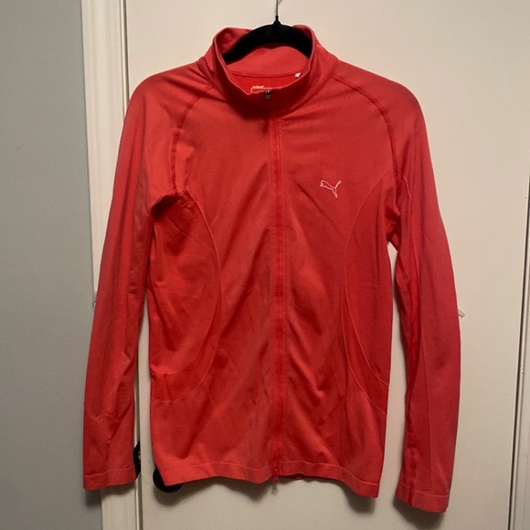 Puma Jackets & Blazers - Puma zip-up light weight jacket